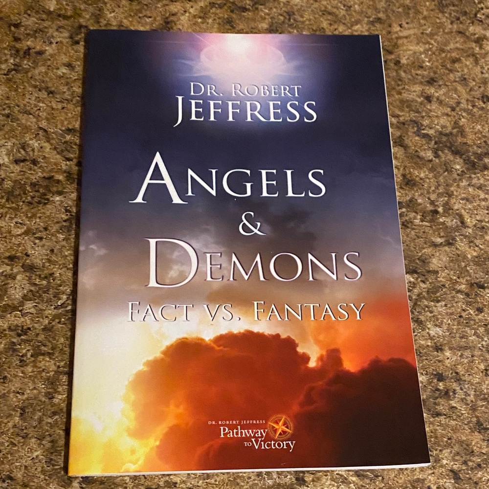 🆕 Angels & Demons Book by Dr. Robert Jeffress